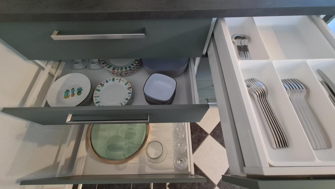 Appartement Lavendel, Ferienwohnung Mit Eigenem Eingang Wie Ein Kleines Haus Bad Salzuflen Exterior photo