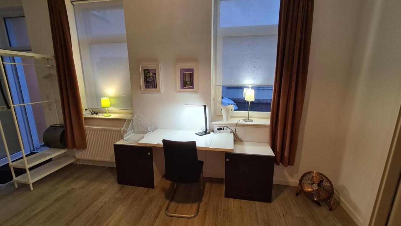Appartement Lavendel, Ferienwohnung Mit Eigenem Eingang Wie Ein Kleines Haus Bad Salzuflen Exterior photo